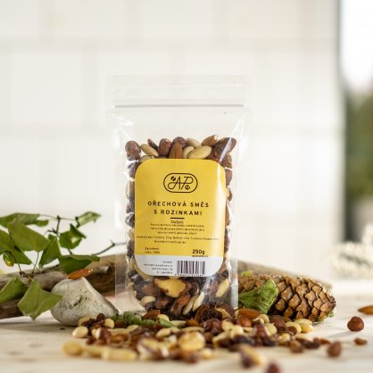 orechova smes s rozinkami0558 250g